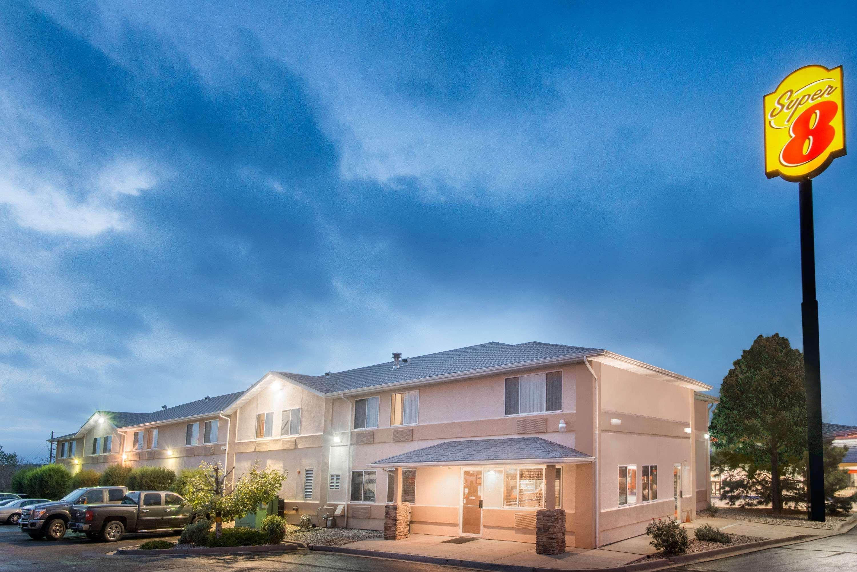Hotel Super 8 By Wyndham Trinidad Esterno foto
