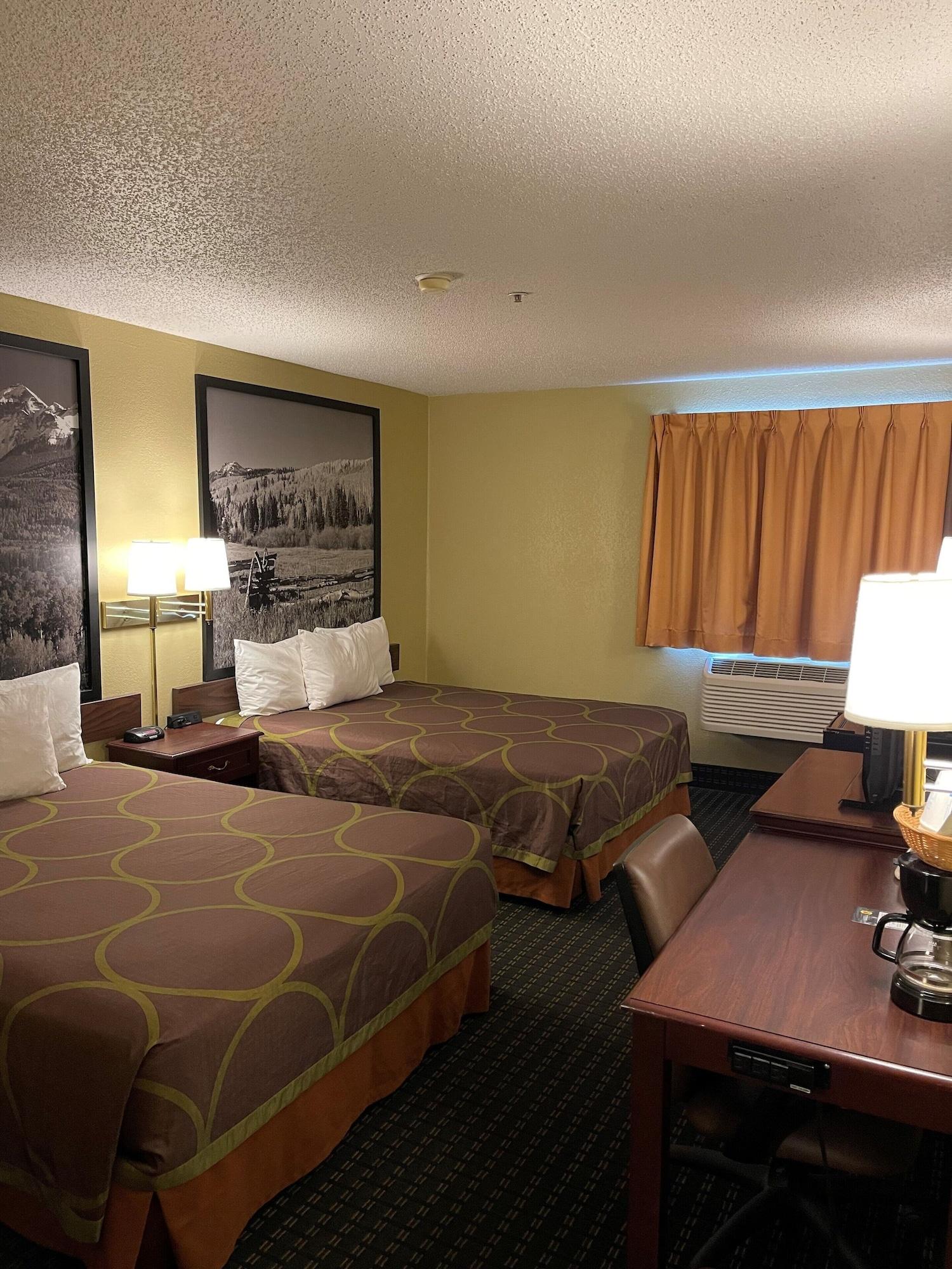Hotel Super 8 By Wyndham Trinidad Esterno foto