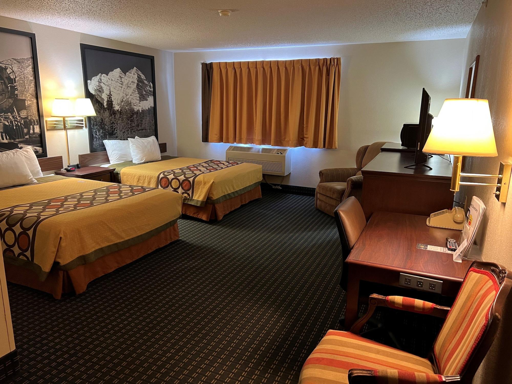 Hotel Super 8 By Wyndham Trinidad Esterno foto